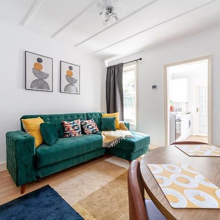 One Bedroom Flat In The Heart Of Brixton 런던 외부 사진