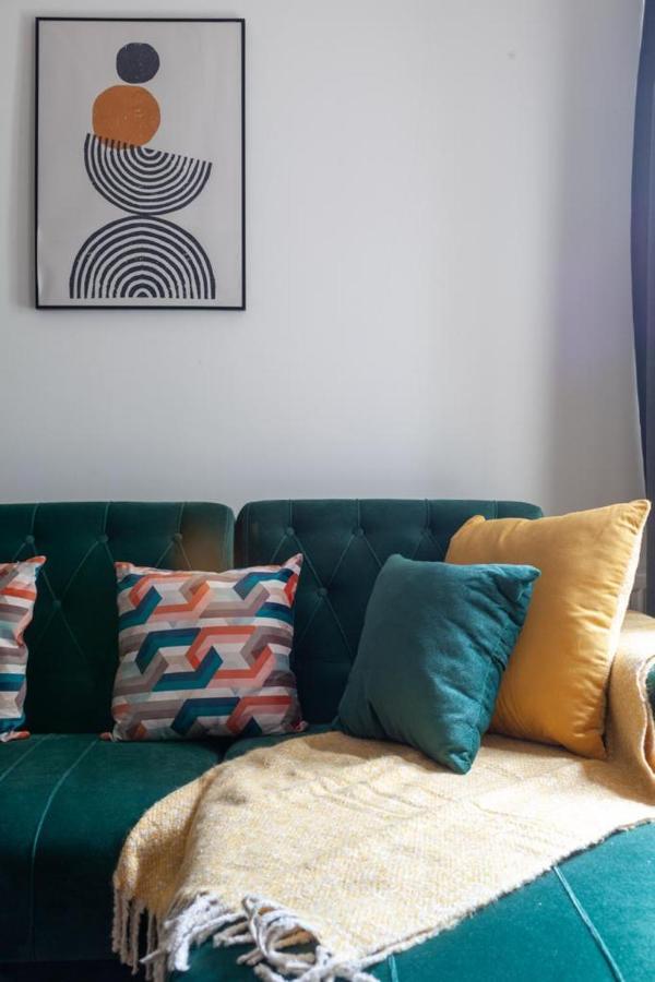 One Bedroom Flat In The Heart Of Brixton 런던 외부 사진