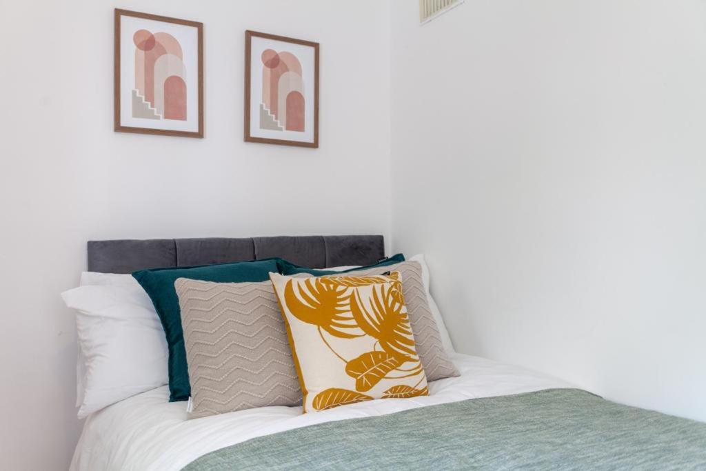 One Bedroom Flat In The Heart Of Brixton 런던 외부 사진